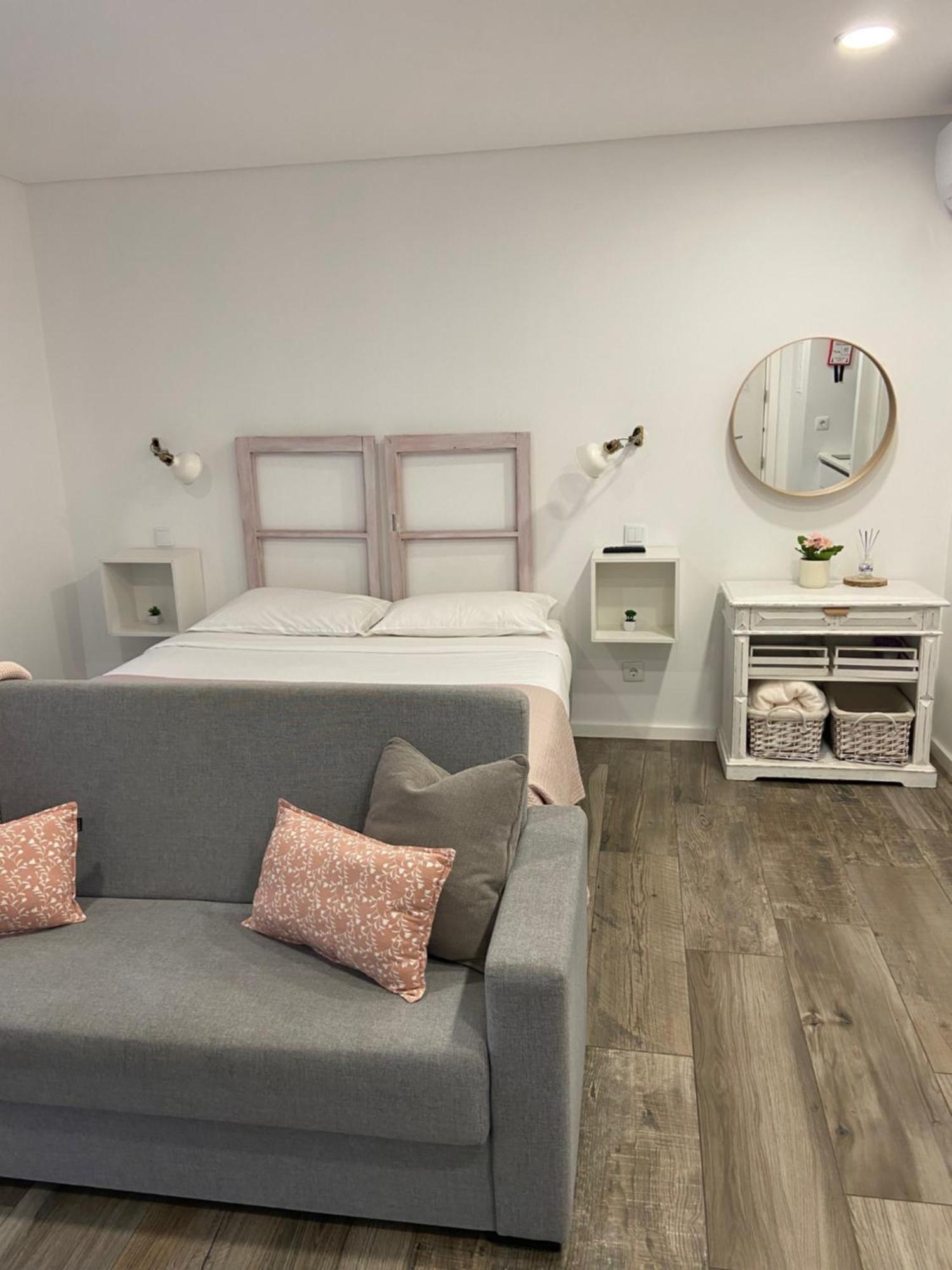 Botica Guesthouse Espinho  Bagian luar foto