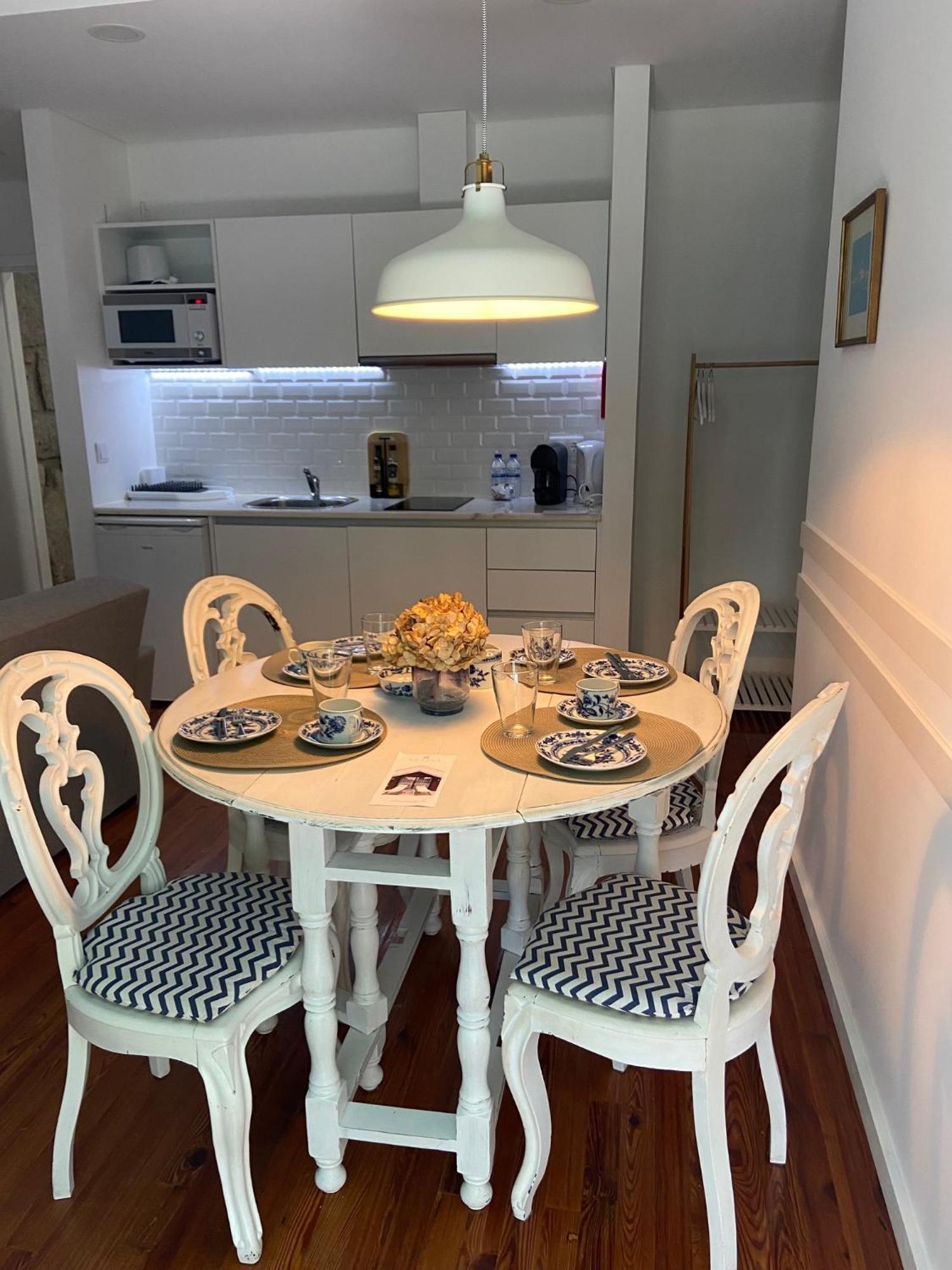 Botica Guesthouse Espinho  Bagian luar foto