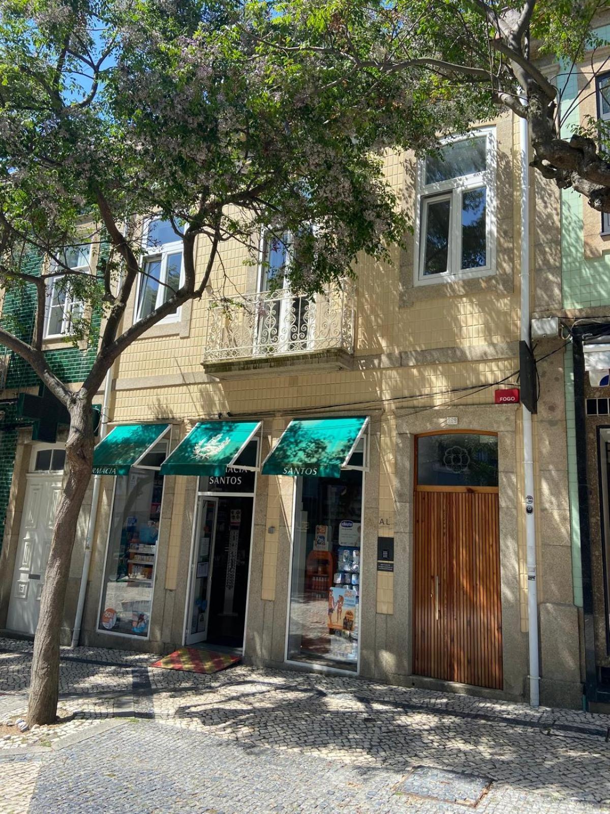 Botica Guesthouse Espinho  Bagian luar foto