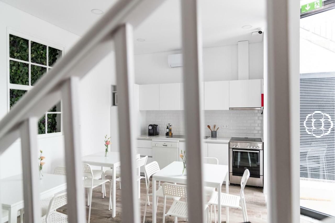 Botica Guesthouse Espinho  Bagian luar foto